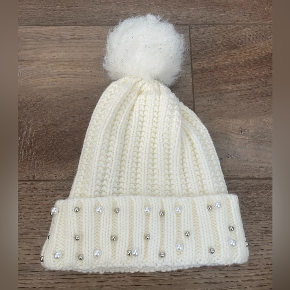 Cream Knit Beanie with Pom Pom and Pearls
